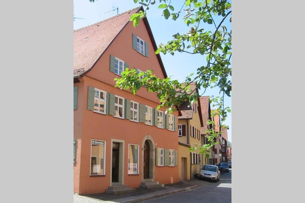 Gemuetliche Altstadtwohnung In Dinkelsbuehl Luaran gambar